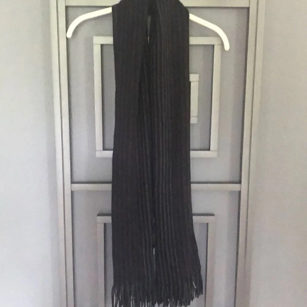 Michael Kors black and gray striped scarf unisex